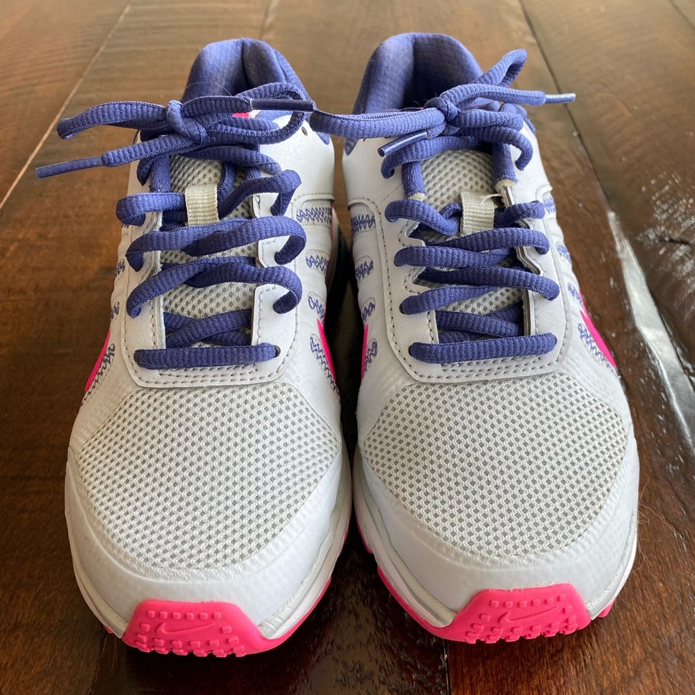 Worn Once!!!!  Nike Tennis Shoe - Picture 3 of 7
